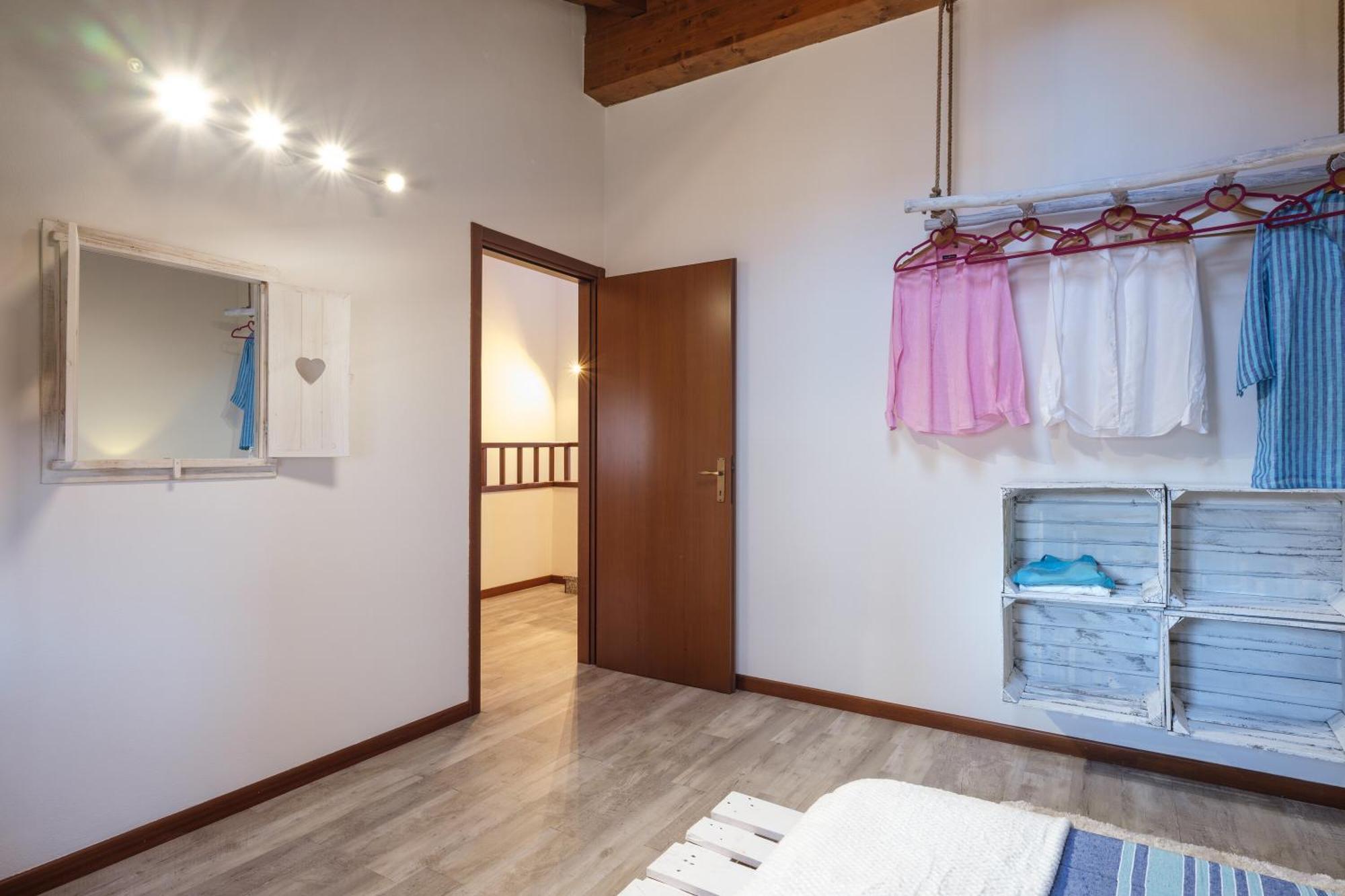La Luna Nel Lago Lake View Garden - Happy Rentals Ispra Kültér fotó