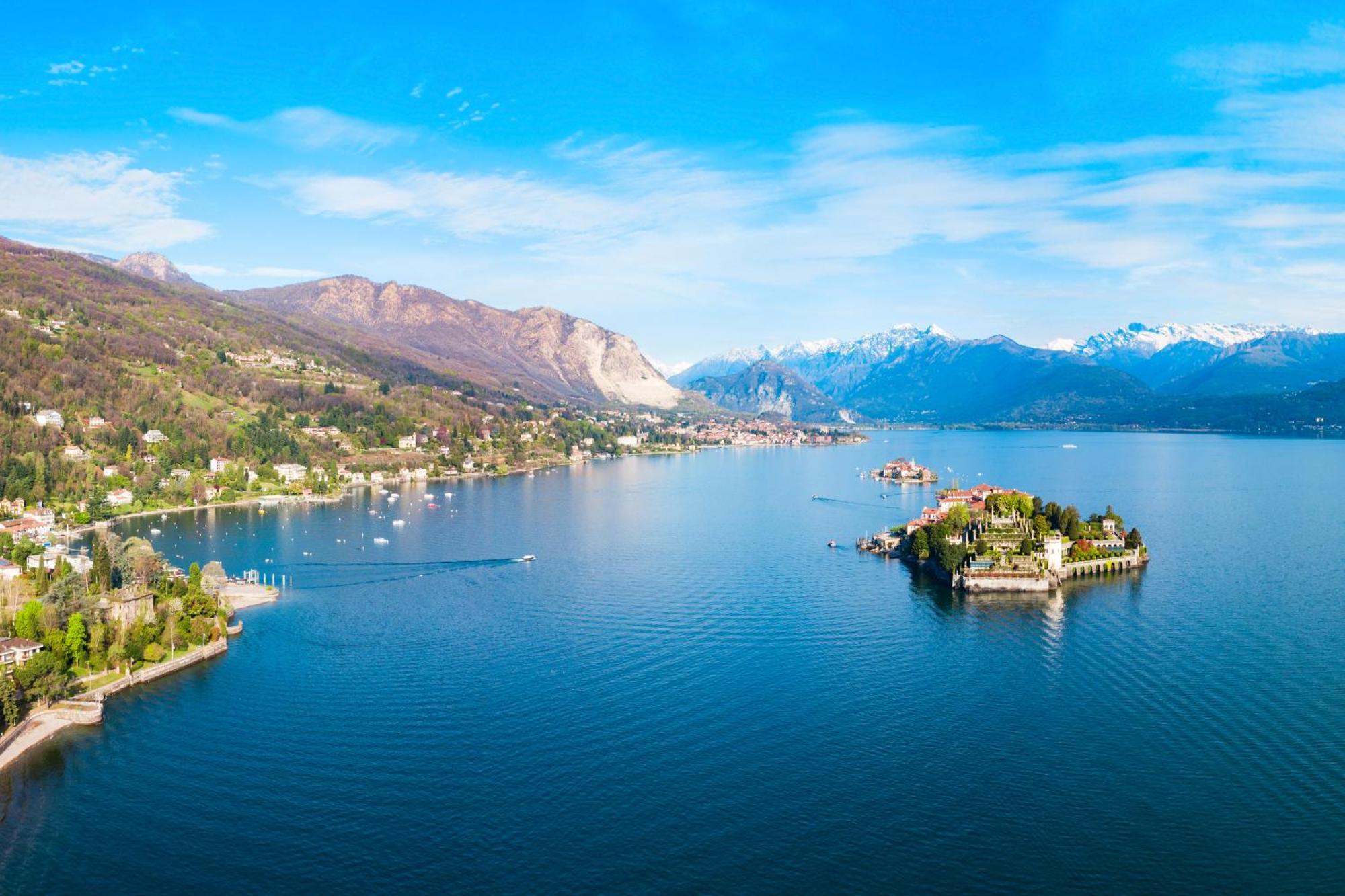 La Luna Nel Lago Lake View Garden - Happy Rentals Ispra Kültér fotó